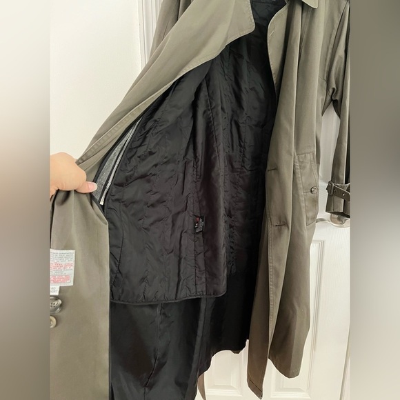 Towne by London Fog Size 40 Short Dark Olive Trenchcoat - Picture 9 of 10